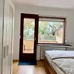 Apartament Ruhige Innenstadtlage Mit Terrasse *