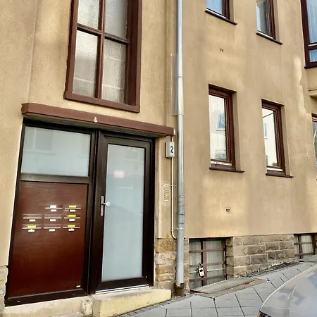 Ruhige Innenstadtlage Mit Terrasse Lägenhet *